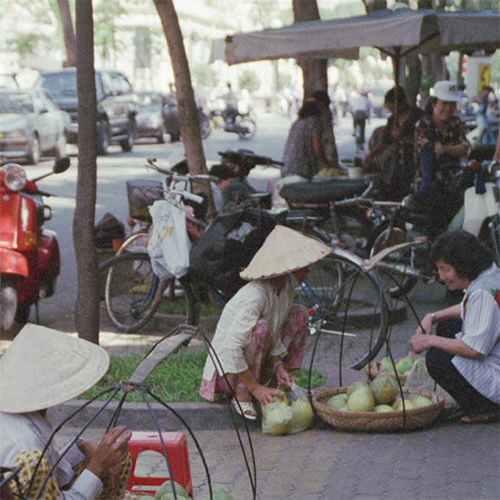 Saigon street food vendors